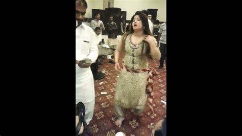 Pashto Beautiful Girl Mast Dance Pashto Local Videos Dance Youtube