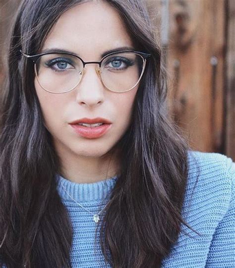 how to choose glasses for your skin tone丨 best eyeglass frames best eyeglasses