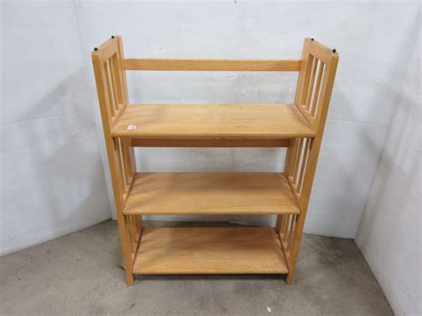 Albrecht Auctions Wood Shelf