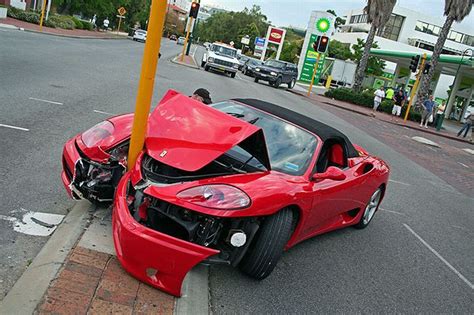 One Messed Up Ferrari Car Crash Car Humor Car Insurance
