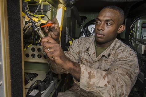 Marines Use Hands On Training To Improve Proficiency Article The