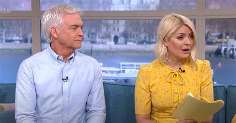 This Morning Holly Willoughby Dress Has Viewers All Saying Same Thing