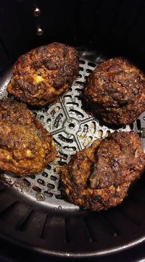 What you need to make recipe for meatloaf in air fryer
