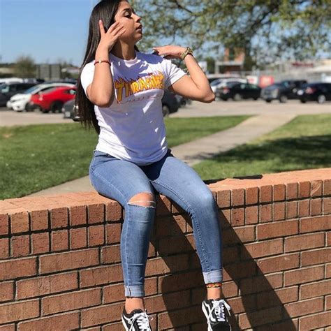 Instagram Baddie Outfits For School Ripped Jeans Casual