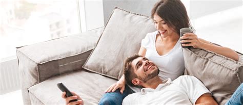 5 Pros And Cons Of Living Together Before Marriage