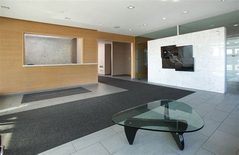 Condo Lobby Lic This Clean Lined Modern Lobby Uses Durable Materials