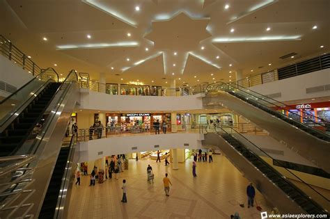 Apparel & clothing, shopping mall. FOR BC 101 ONLY: Shopping Malls at Alor Setar