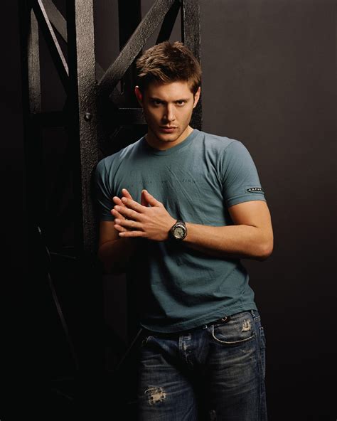 2005 Jensen Ackles As Dean Winchester In Season 1 Of Supernatural Supernatural Jensen