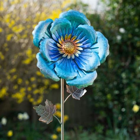 Himalayan Blue Poppy Garden Ornament Black Country Metalworks