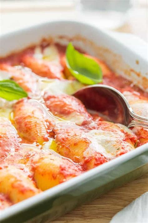 These Cheese Stuffed Shells Are Filled With Creamy Ricotta Mozzarella