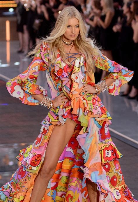 That's why i do not find purchasing clothes enjoyable. Elsa Hosk Picture 17 - 2015 Victoria's Secret Fashion Show - Runway