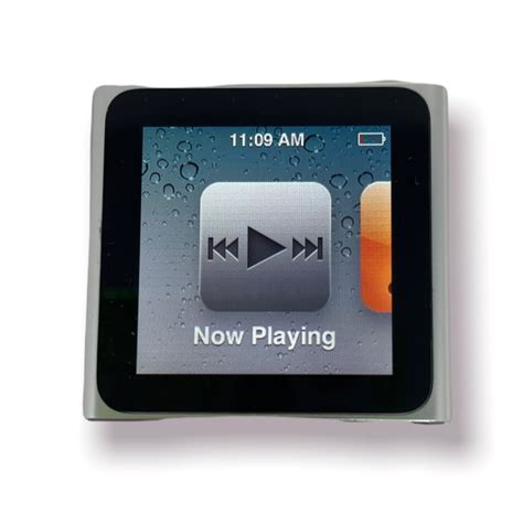 Apple Ipod Nano 6th Gen 8gb Silver Mp3 Music Player Used Like New