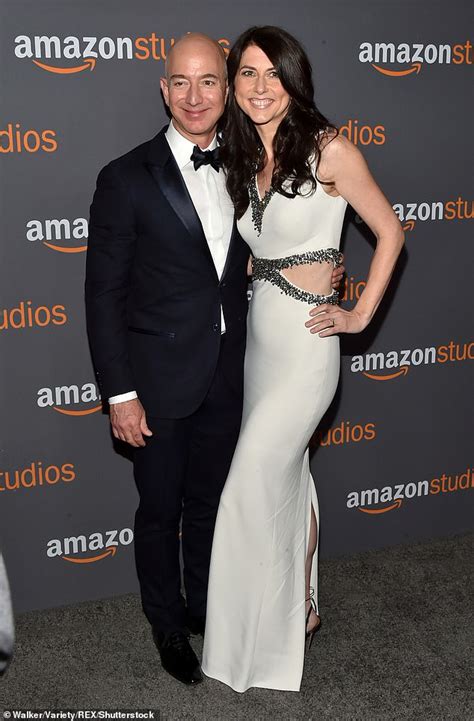 Amazon founder jeff bezos and his wife of 25 years, mackenzie s. Amazon CEO Jeff Bezos And Wife MacKenzie Are Divorcing ...