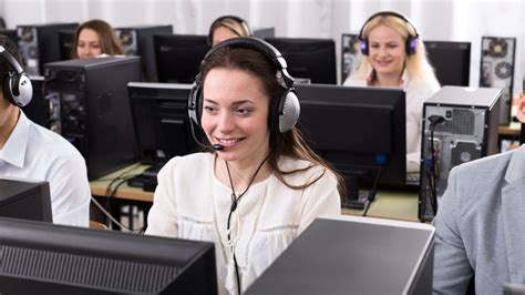 10 Simple Tips To Reduce Call Center Attrition 2023 Guide