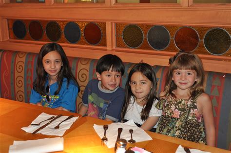 Cousins Waiting For Food 1 Caroline Parker Olivia And A Flickr