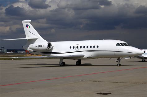 Dassault Falcon EX EASy Business Jet Traveler