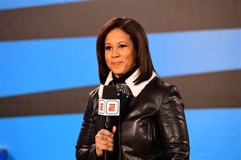 Smw Interview With Lisa Salters Sports Media Watch