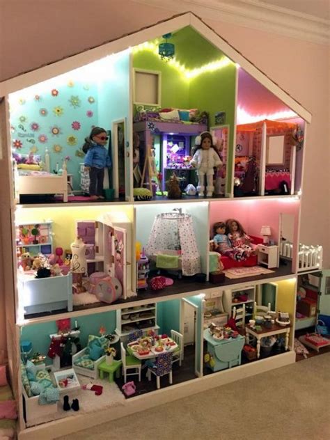 40 Realistic Dollhouse Installations For A Virtual Experience Bored Art