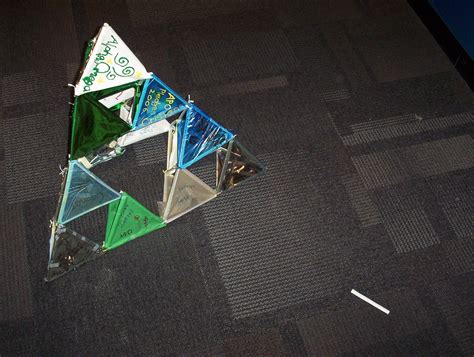 Tetrahedral Kite 8 Steps Instructables