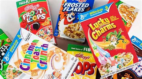 Cereals are the most relished and the easiest breakfast item all over the world and particularly in the countries like australia, united states, united kingdom & canada. COOL DIY CRAFT WITH CEREAL BOX| HOW TO RECYCLE CEREAL BOX ...