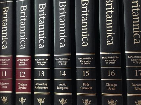 Encyclopedia Britannica 15th Edition 1985 Complete Set 32 Volumes Black
