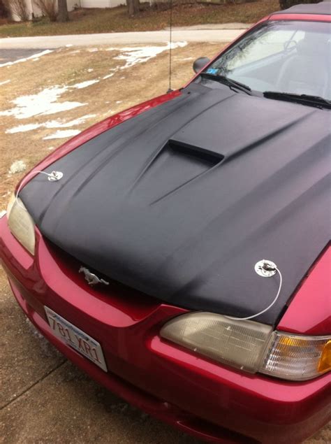 Functional Hood Pins On A 97 Gt Mustangs Sports Car Hood Pins