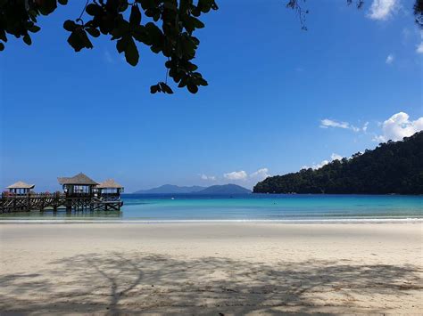 Pulau tiga is also famous for its therapeutic natural volcanic mud. 7 Pulau Mengagumkan Di Kota Kinabalu, Sabah 2020 ...