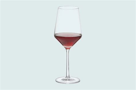 The Best Wine Glasses For Your Money According To Sommeliers Fun Wine Glasses Wine Wine Glasses