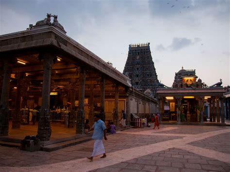 The Endearing Landmark Of Mylapore Sri Kapaleeswarar Temple Nativeplanet