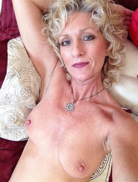 Horny Gilf With White Cunt Hair Still Has Tight Ass And Body Pics