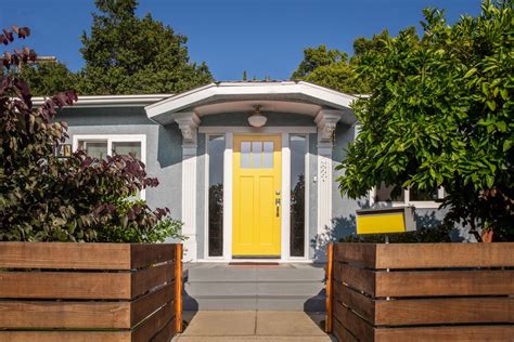 We did not find results for: The Best Feng Shui Colors for a West-Facing Front Door