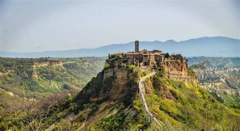 Discovering Civita Di Bagnoregio The Dying City In Italy