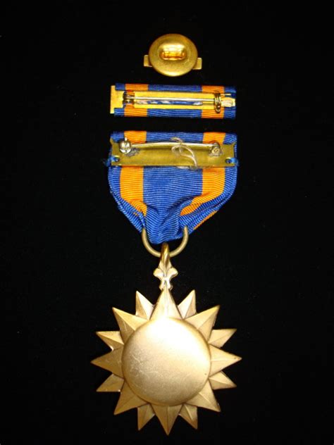 Ww2 Us Air Medal Cased