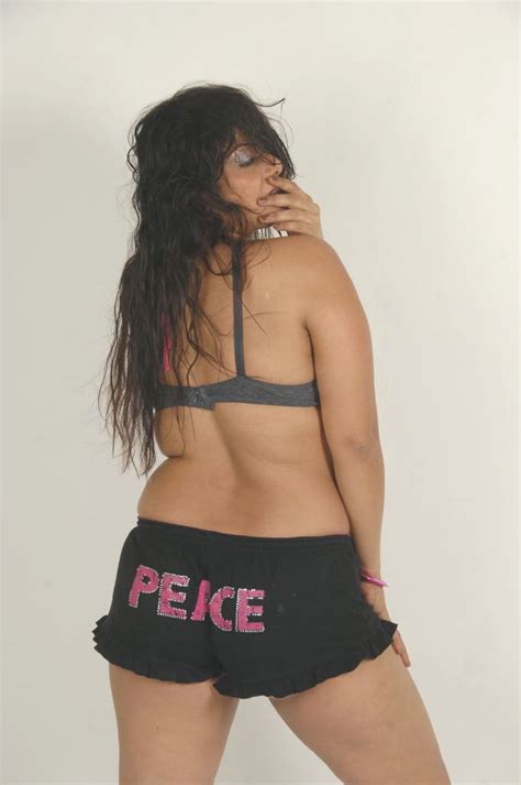 Beauty Galore Hd Swati Verma Desi Hot Actress Aunty Lusty Bikini Photoshoot