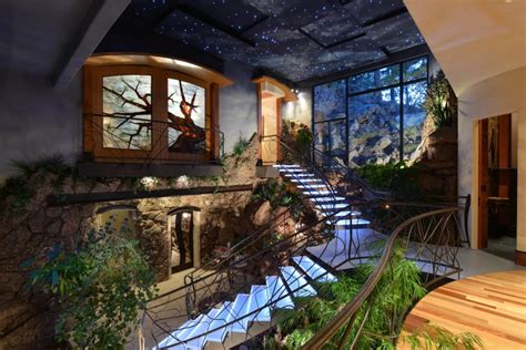 Five Homes With Impressive Atriums — Beckey Anderson