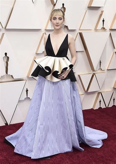 Saoirse Ronan In 2020 With Images Red Carpet Oscars Backless Dress
