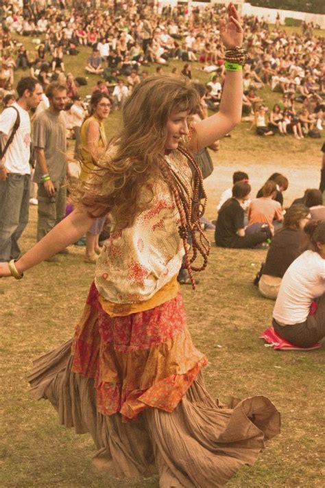 Pin Van Victoria Chini Op Woodstock 1969 Hippie Stijl Hippies Boho