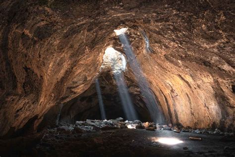 How To Get To Skylight Cave In Oregon Oregon Is For Adventure