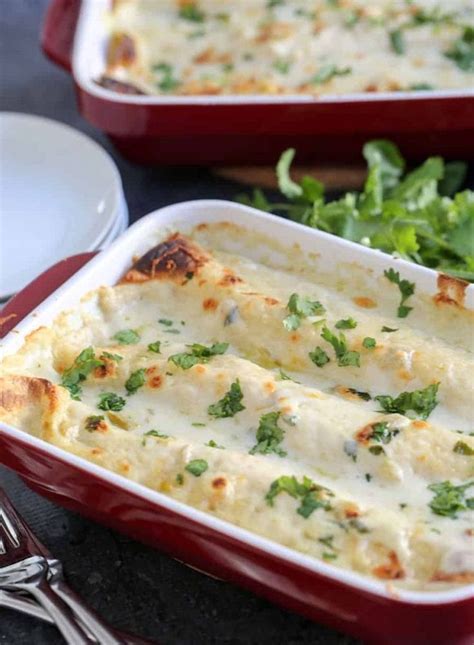 Put these in your dinner rotation. 25 Large Family Dinner Ideas That Will Be Favorites In No ...