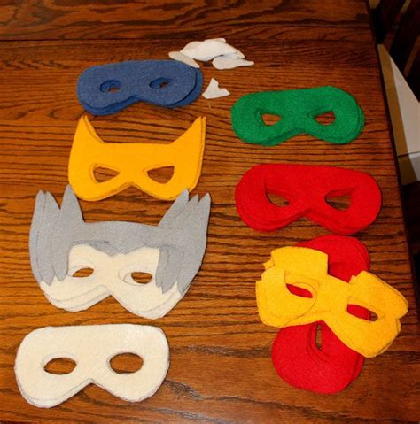 felt superhero masks diy party ideas superhero