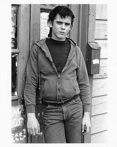 C Thomas Howell As Ponyboy Curtis The Outsiders Photo Fanpop