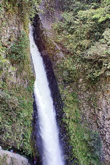 Pailon Del Diablo Waterfall Stock Image Image Of Gorge Mountain