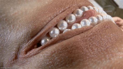 Pearls Pussy S