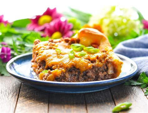 Make it with simple ingredients and pile it high with toppings. 4-Ingredient Ground Beef Casserole | Recipe | Ground beef ...