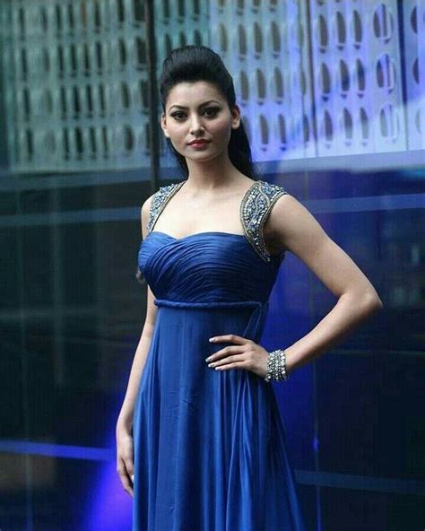 Pin By Ritu Mishra On Bollywood Actress Beautiful Indian Actress Formal Dresses Long Indian