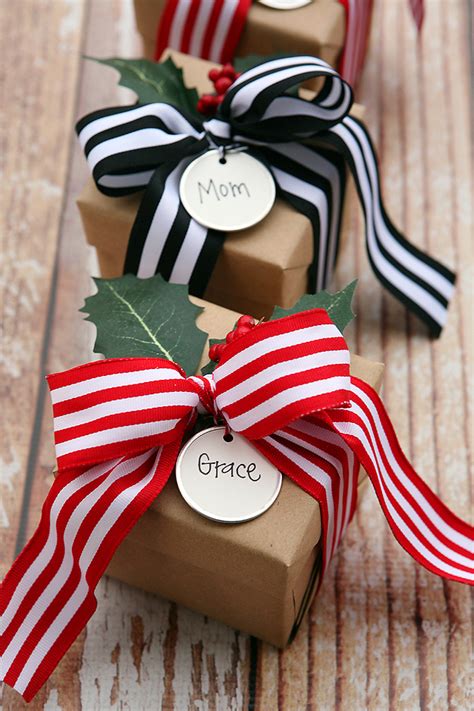 Tissue paper normally comes in bright colors and is cheaper than wrapping paper, but it reall does make a great gift wrapping paper material! Our Favorite Christmas Gift Wrapping Ideas | Hadley Court