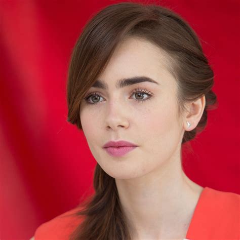 Lily Collins Fakes Telegraph