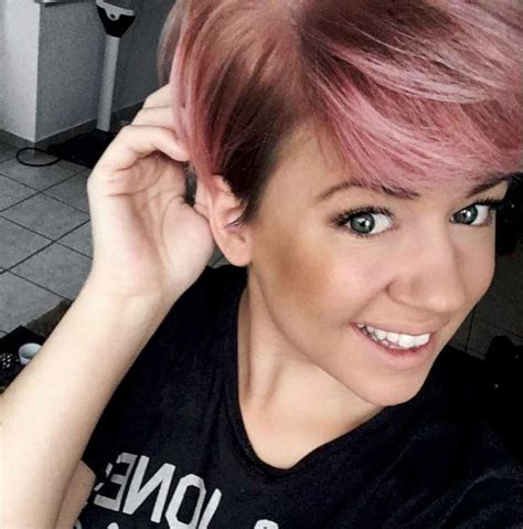 Short Pink Hairstyles 2017 Fashion And Women