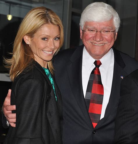 Kelly Ripa Shares Loving Post For Her Fathers 80th Birthday