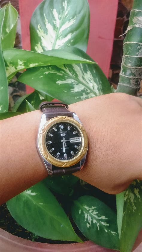 toko jual beli jam tangan bekas surabaya